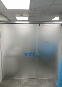 clients and partners8-Перегородка линейная с раздвижной дверью